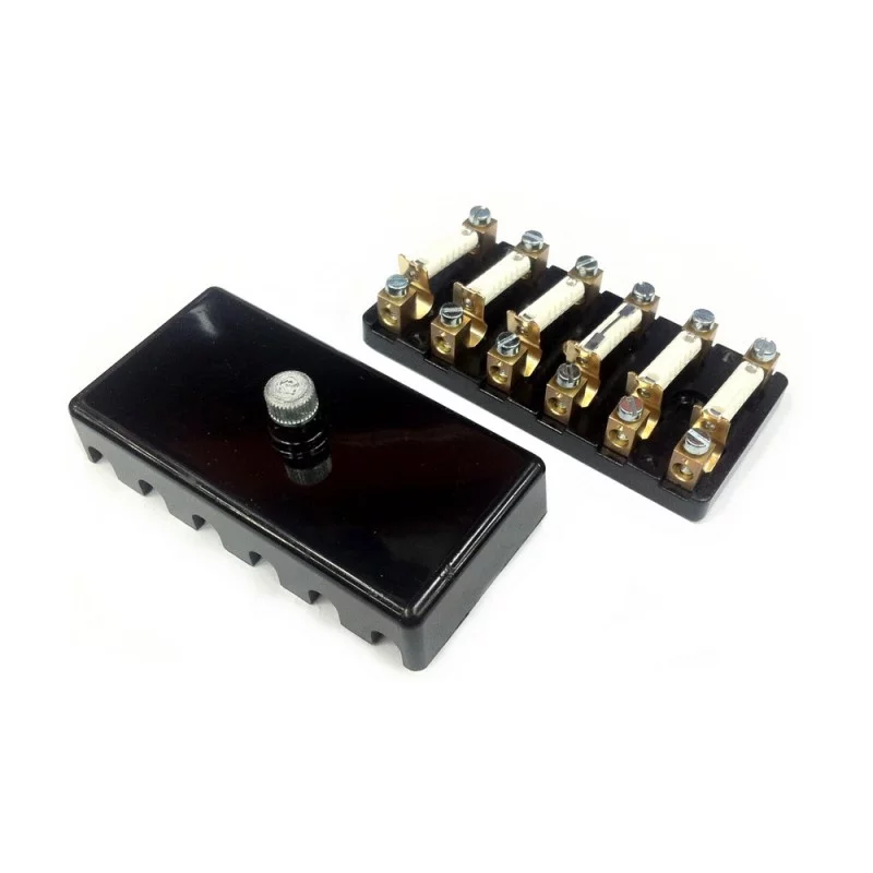 Universal fuse box U250035