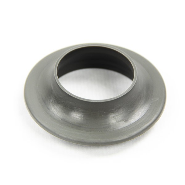 Joint d'aile sur la buse gris