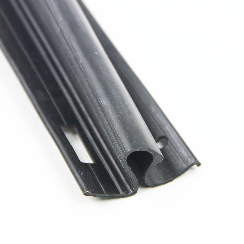 Black vertical rubber band