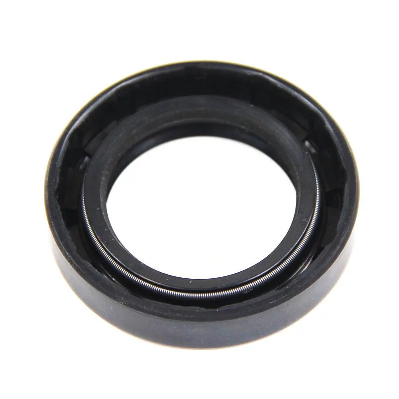 Gearbox outlet oil seal 375-425cm3 D3877