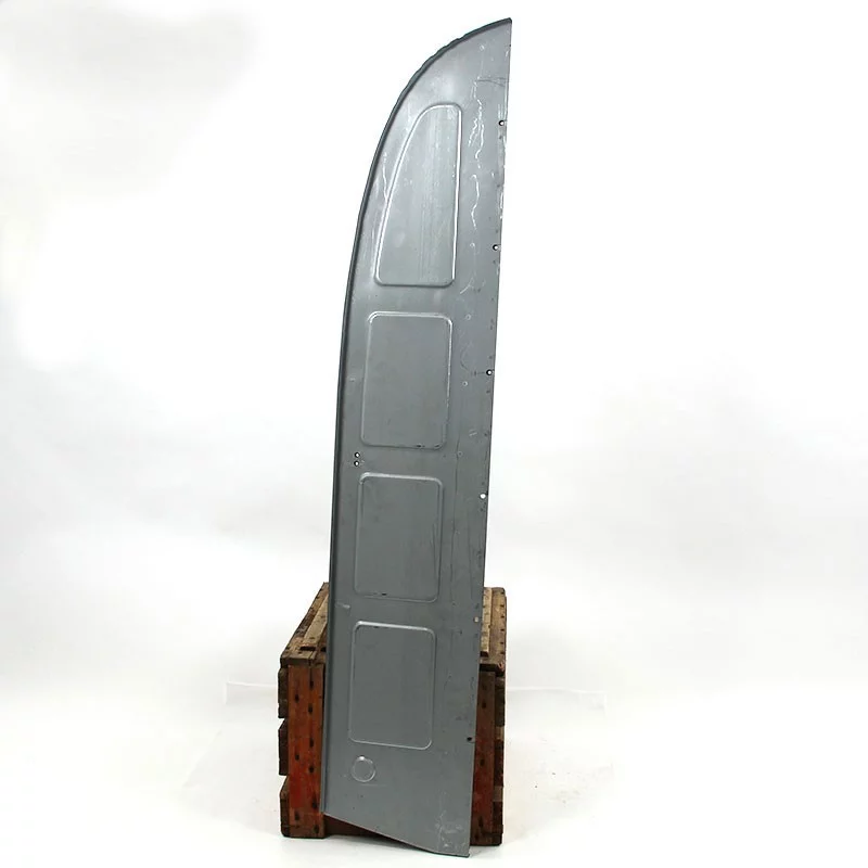 Tôle de fermeture arrière gauche de caisse AZU AK250 D8781-1